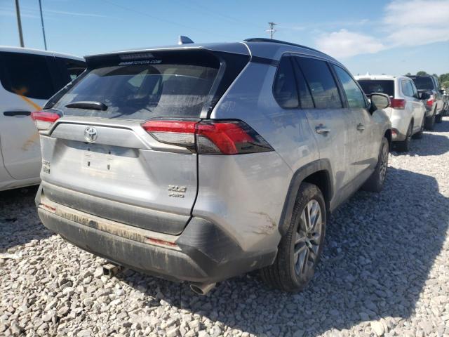 2T3A1RFV4MC144324 - 2021 TOYOTA RAV4 XLE P SILVER photo 4