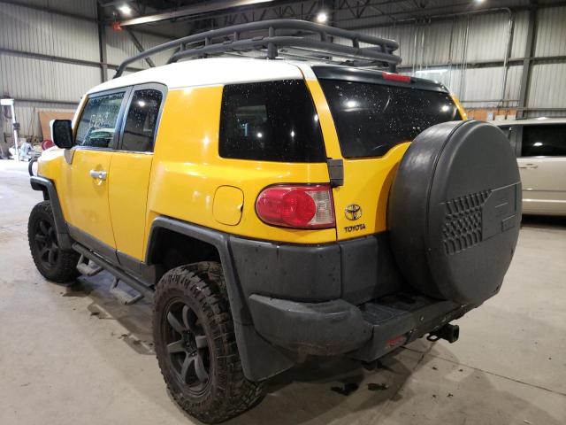 JTEBU11F470002328 - 2007 TOYOTA FJ CRUISER YELLOW photo 3