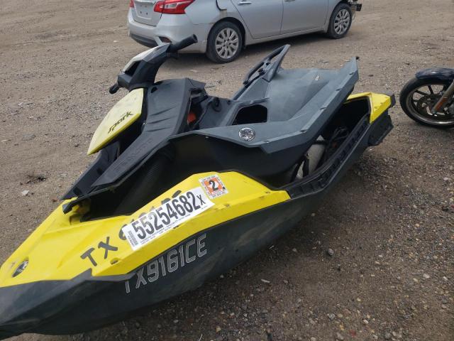 YDV65381C414 - 2014 JET SKI YELLOW photo 9