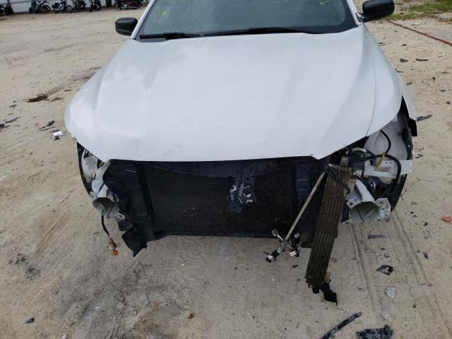 1FAHP2MK6JG114587 - 2018 FORD TAURUS POL WHITE photo 9