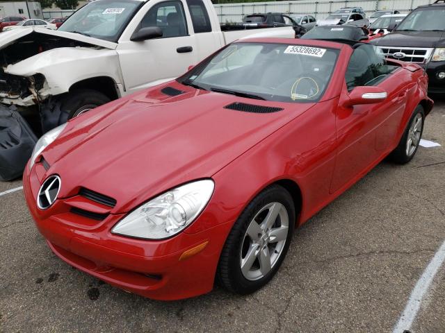 WDBWK54F36F108035 - 2006 MERCEDES-BENZ SLK 280 RED photo 2