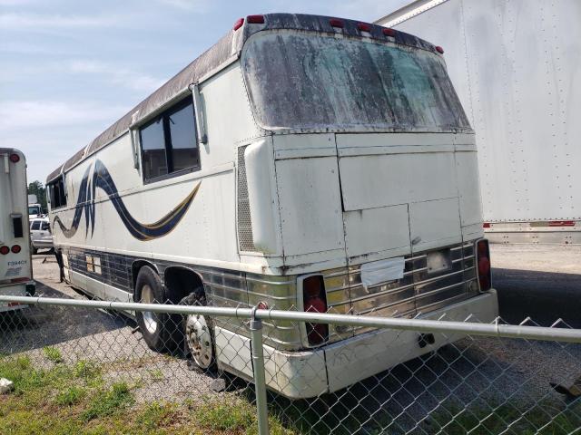 S10666 - 1974 MCI (LES AUTO BUS) TOUR BUS SILVER photo 3