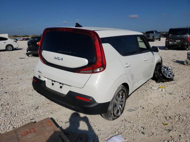 KNDJ23AU9N7164119 - 2022 KIA SOUL LX WHITE photo 4