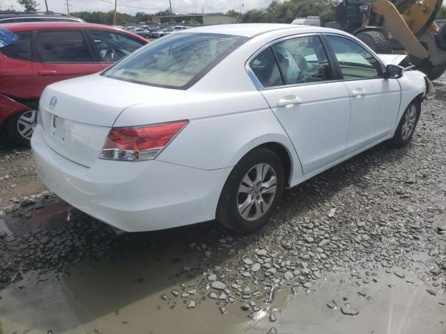 1HGCP2F49AA009324 - 2010 HONDA ACCORD LXP WHITE photo 4