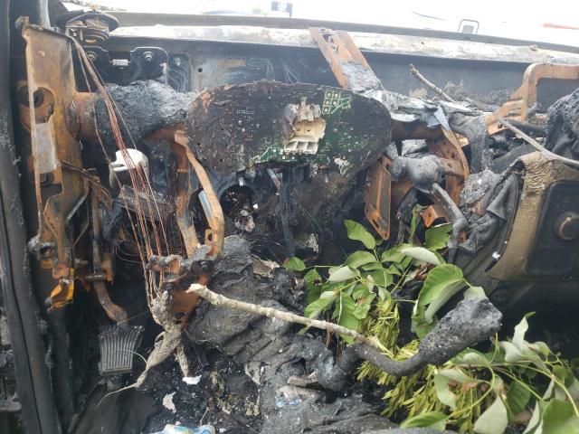 3C6TR5DT4HG655569 - 2017 RAM 2500 SLT 灰色 照片 8