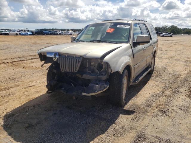 5LMFU27RX4LJ28936 - 2004 LINCOLN NAVIGATOR ბეჟი ფოტო 2