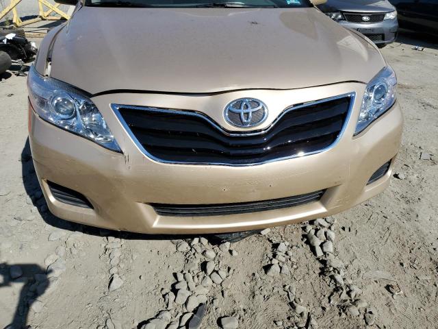 4T1BF3EK4BU665705 - 2011 TOYOTA CAMRY BASE GOLD photo 9