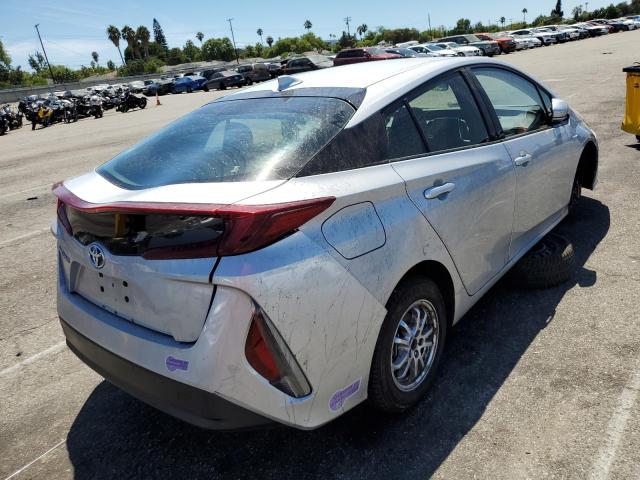 JTDKARFPXK3117066 - 2019 TOYOTA PRIUS PRIM 银色 照片 4