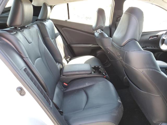 JTDKARFPXK3117066 - 2019 TOYOTA PRIUS PRIM 银色 照片 6