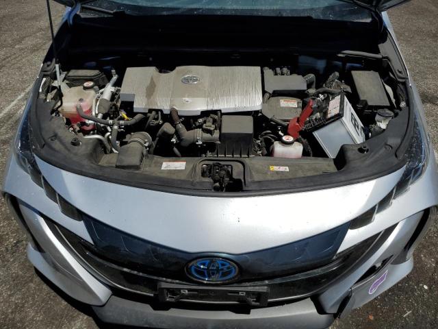 JTDKARFPXK3117066 - 2019 TOYOTA PRIUS PRIM 银色 照片 7