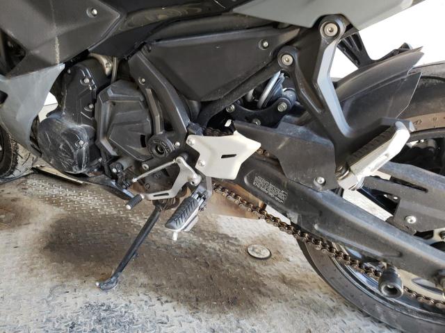 JKAEXEJ10JDA02537 - 2018 KAWASAKI EX650 J გრაფიტი ფოტო 6