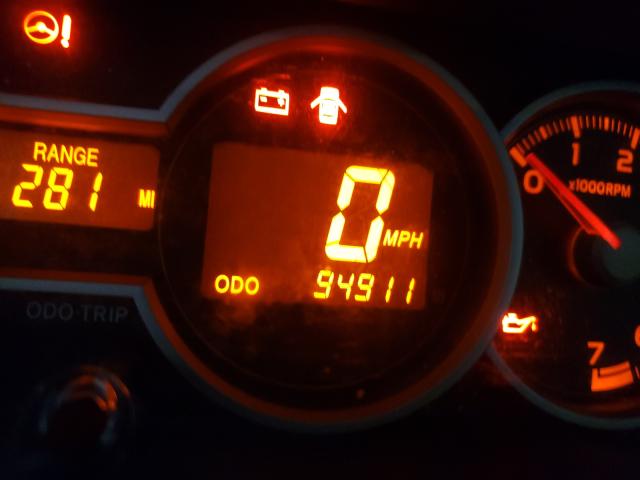 JTLZE4FE9DJ044764 - 2013 TOYOTA SCION XB Gümüş fotoğraf 8