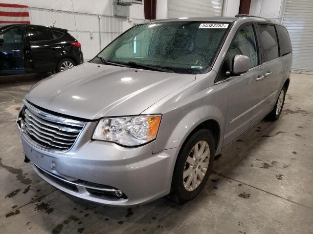 2C4RC1BG4FR608844 - 2015 CHRYSLER TOWN & COU SILVER photo 2