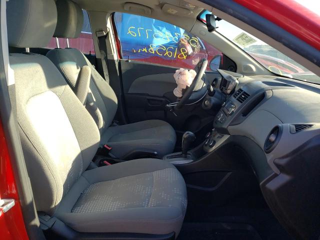 1G1JA5SH3C4153558 - 2012 CHEVROLET SONIC LS RED photo 5