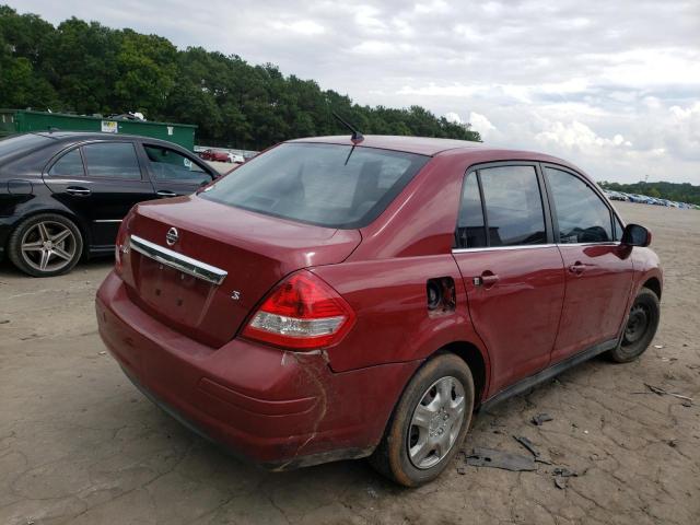 3N1BC11E47L401826 - 2007 NISSAN VERSA S BURGUNDY photo 4