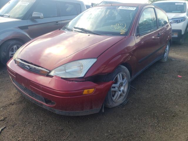 3FAFP3132YR129746 - 2000 FORD FOCUS ZX3 RED photo 2
