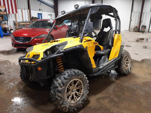 3JBKKCP12CJ002597 - 2012 CAN-AM COMMANDER YELLOW photo 2