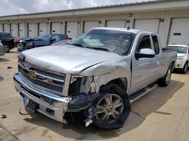 1GCRKSE79DZ265097 - 2013 CHEVROLET SILVRDO LT SILVER photo 2