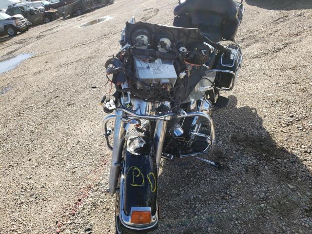 1HD1FCW194Y611669 - 2004 HARLEY-DAVIDSON FLHTCUI 黑色 照片 9