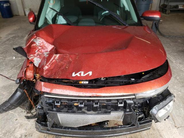 KNDJ23AU4N7835874 - 2022 KIA SOUL LX ORANGE photo 7