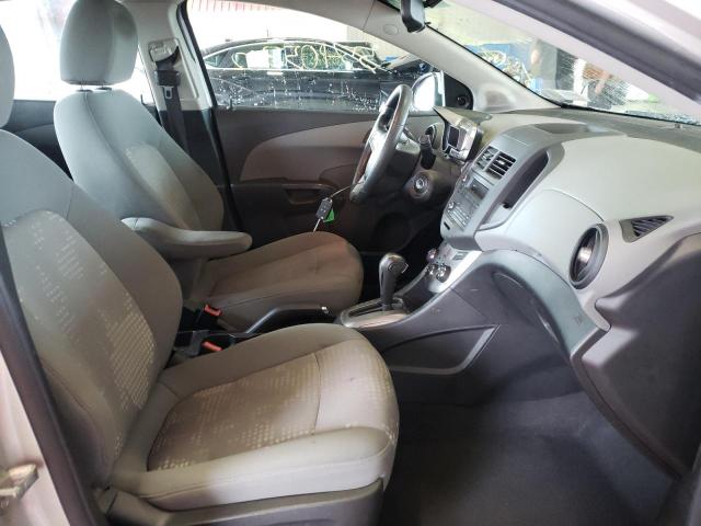 1G1JA5SG9D4109430 - 2013 CHEVROLET SONIC LS 银色 照片 5