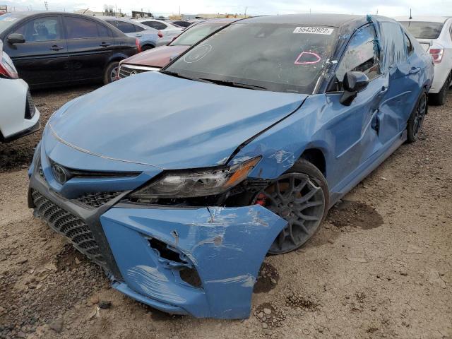 4T1KZ1AK3NU070009 - 2022 TOYOTA CAMRY TRD BLUE photo 2