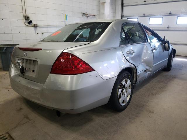 3HGCM56496G704308 - 2006 HONDA ACCORD LX SILVER photo 4