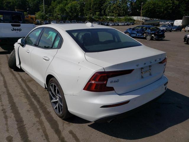 7JRA22TK6LG063284 - 2020 VOLVO S60 T6 MOM WHITE photo 3