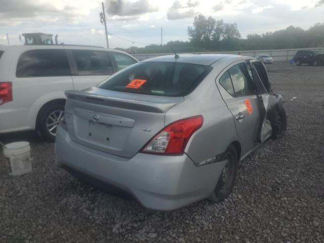 3N1CN7AP9HK415795 - 2017 NISSAN VERSA S  photo 4