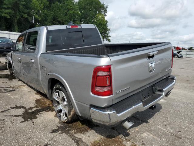 1C6SRFJT6NN240620 - 2022 RAM 1500 LARAM SILVER photo 3