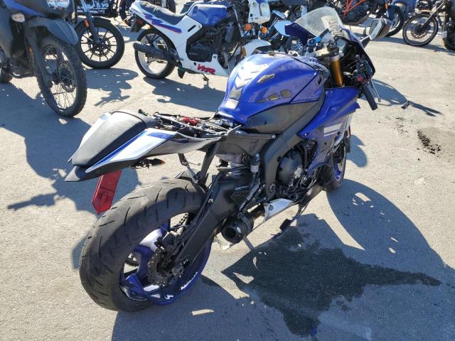 JYARJ28Y7HA001075 - 2017 YAMAHA YZFR6 C BLUE photo 4