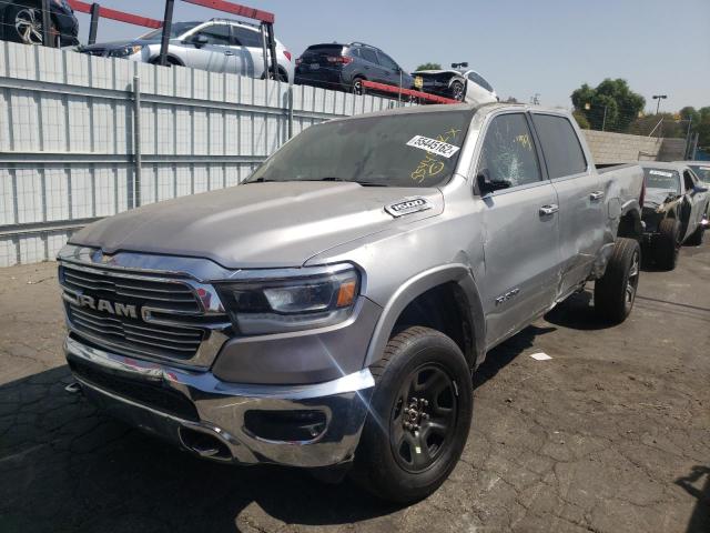 1C6SRFJT2KN503763 - 2019 RAM 1500 LARAM SILVER photo 2