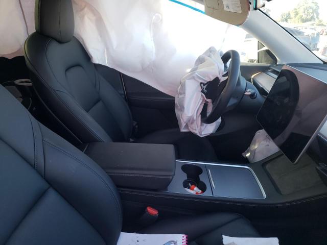 7SAYGDEEXNF354579 - 2022 TESLA MODEL Y أبيض صورة 5