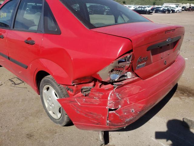 1FAFP33P12W211486 - 2002 FORD FOCUS LX RED photo 9