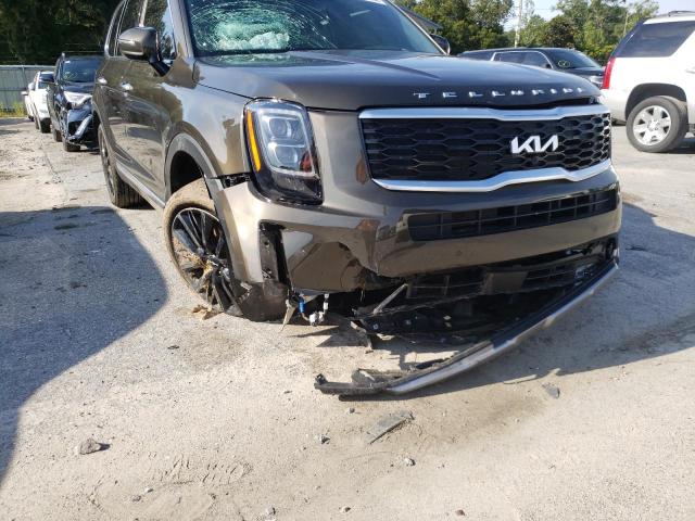 5XYP5DHC9NG250599 - 2022 KIA TELLURIDE BROWN photo 9