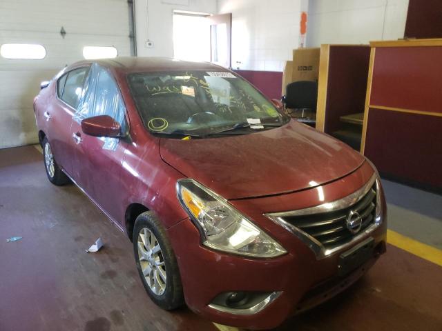 3N1CN7AP9JL840269 - 2018 NISSAN VERSA S RED photo 1