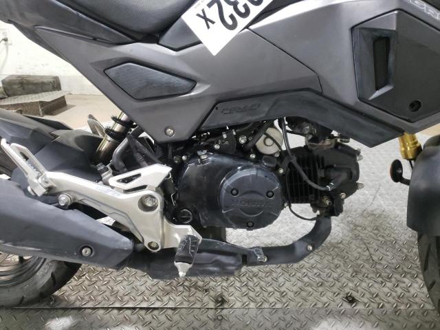 MLHJC7557J5002435 - 2018 HONDA GROM 125 GRAY photo 5