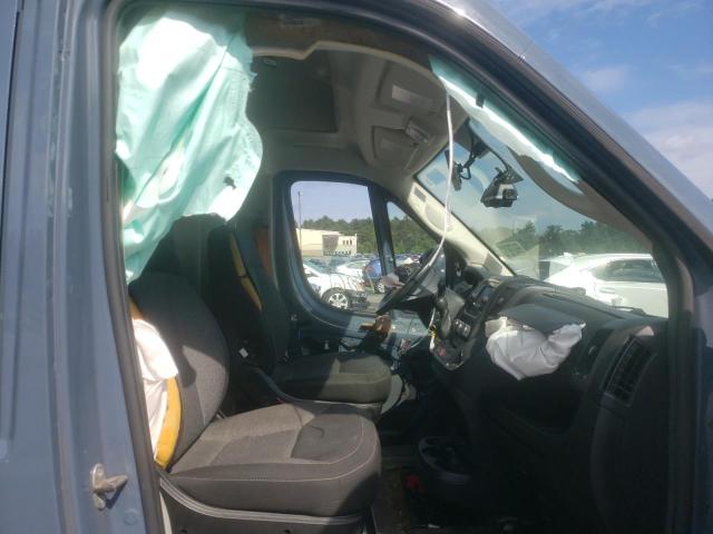 3C6URVJG2LE108607 - 2020 RAM PROMASTER WHITE photo 5