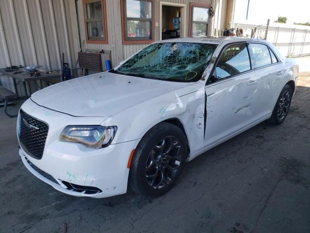 2C3CCAGG7FH831629 - 2015 CHRYSLER 300 S WHITE photo 2