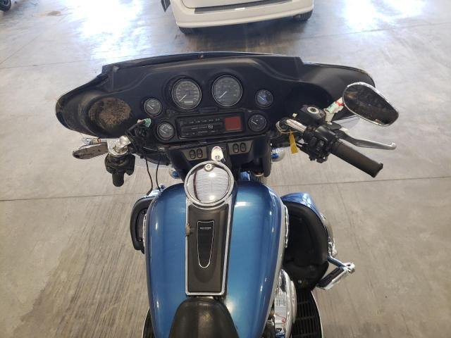 1HD1FCW175Y605225 - 2005 HARLEY-DAVIDSON FLHTCUI 蓝色 照片 5