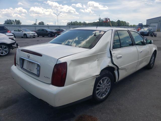 1G6KE54Y43U128877 - 2003 CADILLAC DEVILLE DH WHITE photo 4