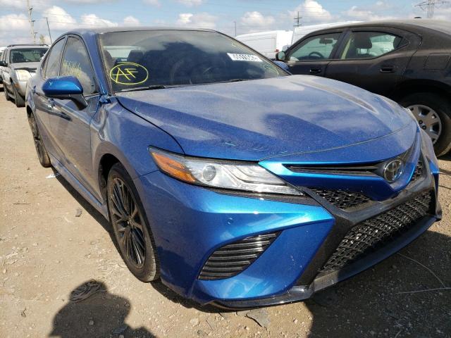 4T1B61HK6JU011139 - 2018 TOYOTA CAMRY XSE BLUE photo 1