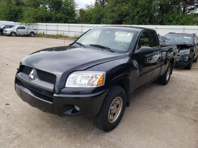 1Z7HC22K17S233991 - 2007 MITSUBISHI RAIDER LS BLACK photo 2