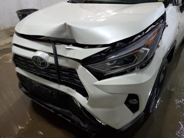 4T3E6RFV2MU035412 - 2021 TOYOTA RAV4 XSE WHITE photo 9