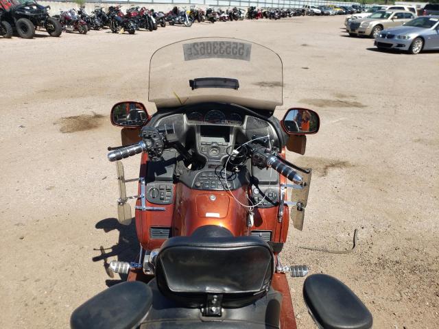 1HFSC47L27A604196 - 2007 HONDA GL1800 ORANGE photo 5