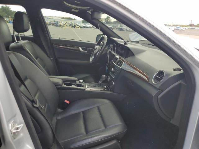 WDDGF8AB7EA959057 - 2014 MERCEDES-BENZ C 300 4MAT SILVER photo 5