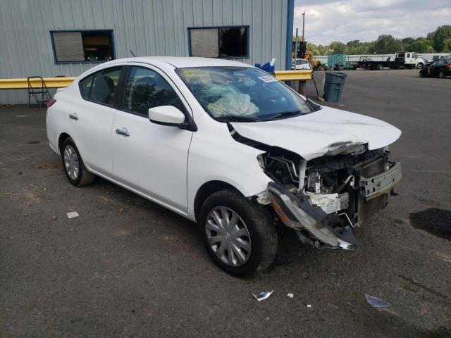 3N1CN7AP1JL874643 - 2018 NISSAN VERSA S WHITE photo 1