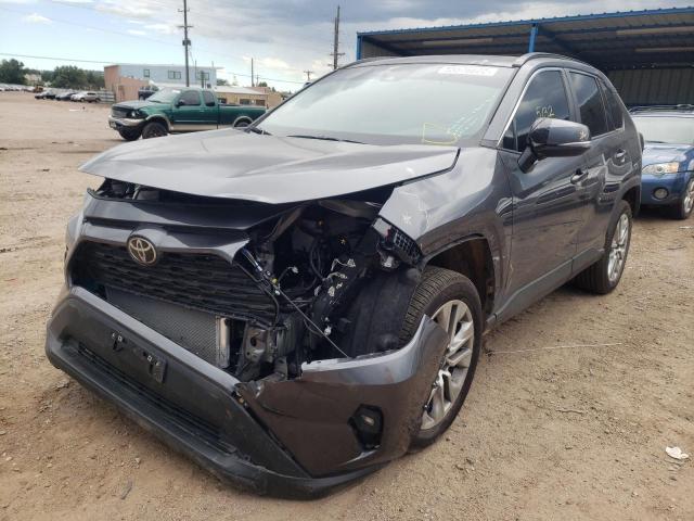 2T3A1RFV3NC267954 - 2022 TOYOTA RAV4 XLE P GRAY photo 2