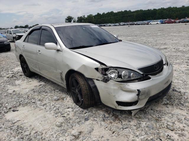 4T1BE30K85U403054 - 2005 TOYOTA CAMRY LE SILVER photo 1