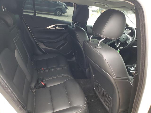 SJKCH5CR6HA029079 - 2017 INFINITI QX30 BASE WHITE photo 6